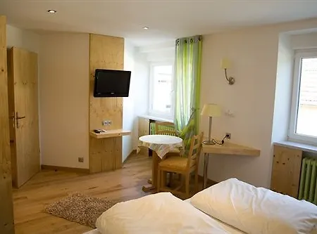 Logis Hôtel-restaurant D'imsthal 3* La Petite-Pierre