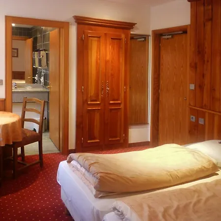 Hotel Logis Hôtel-restaurant D'imsthal