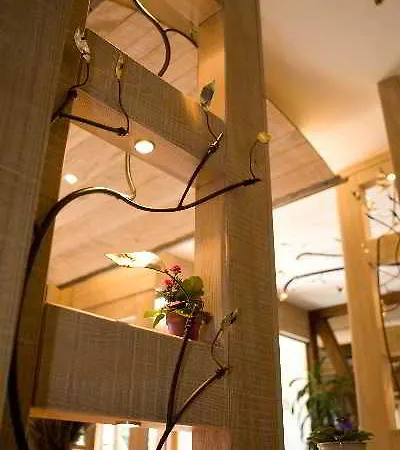 ホテル Logis Hotel-restaurant D'imsthal 3*