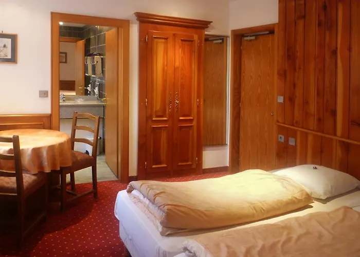 ホテル Logis Hotel-restaurant D'imsthal